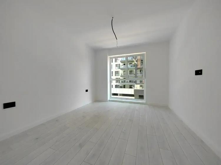Apartament cu 3 camere decomandat în Theodor Pallady