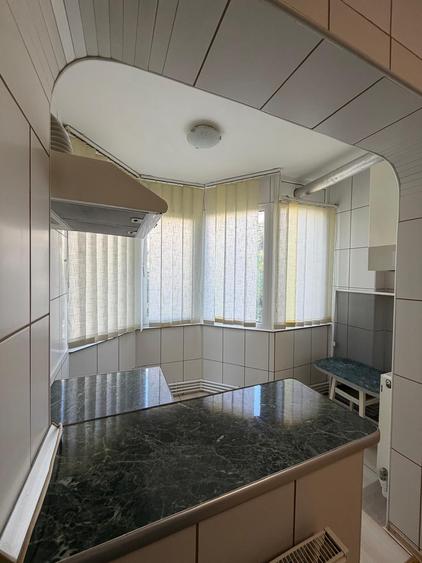Apartament cu 2 camere decomandat în