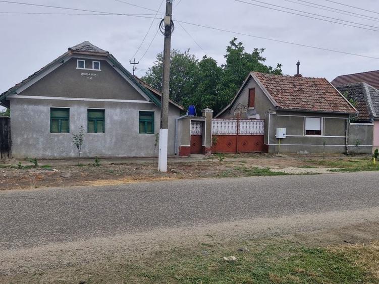Casă cu 4 camere în Pilu