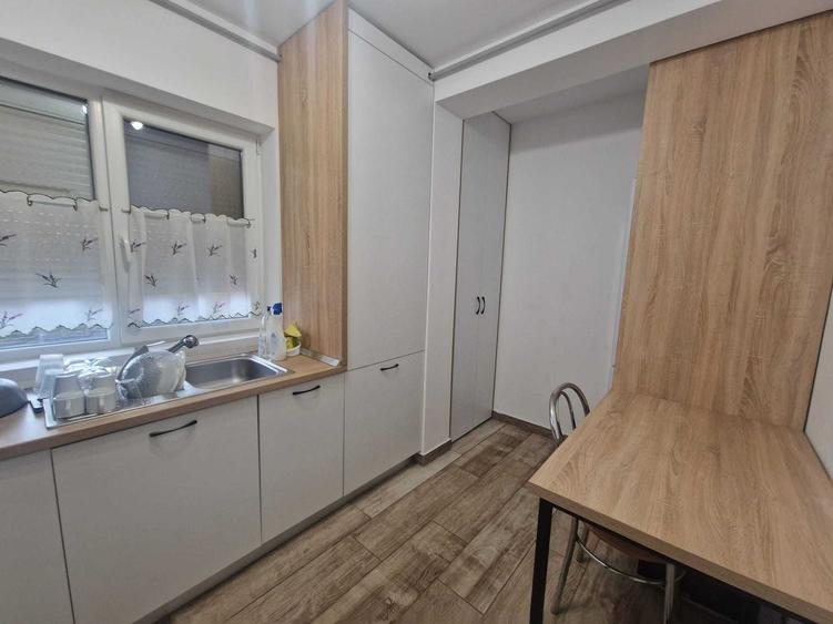 Casă cu 3 camere cu Teren 50 Mp în Moșnița Nouă