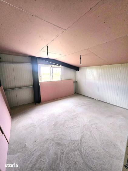 Spațiu comercial, de 1,720 mp, în Nord