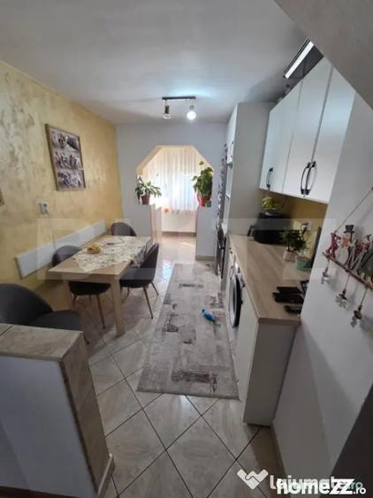 Apartament cu 3 camere decomandat în Central