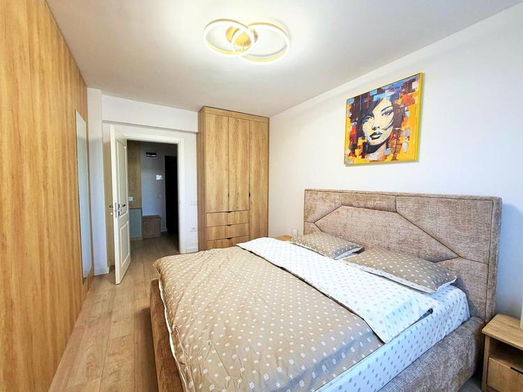 Apartament cu 3 camere decomandat în Iosia