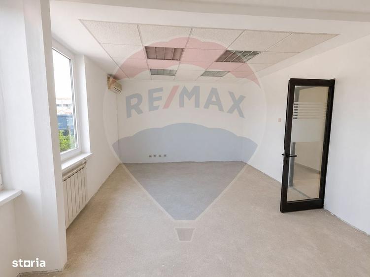 Spațiu comercial, de 372 mp, în Central