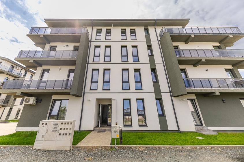 Penthouse cu 2 camere decomandat, mobilat în Braytim