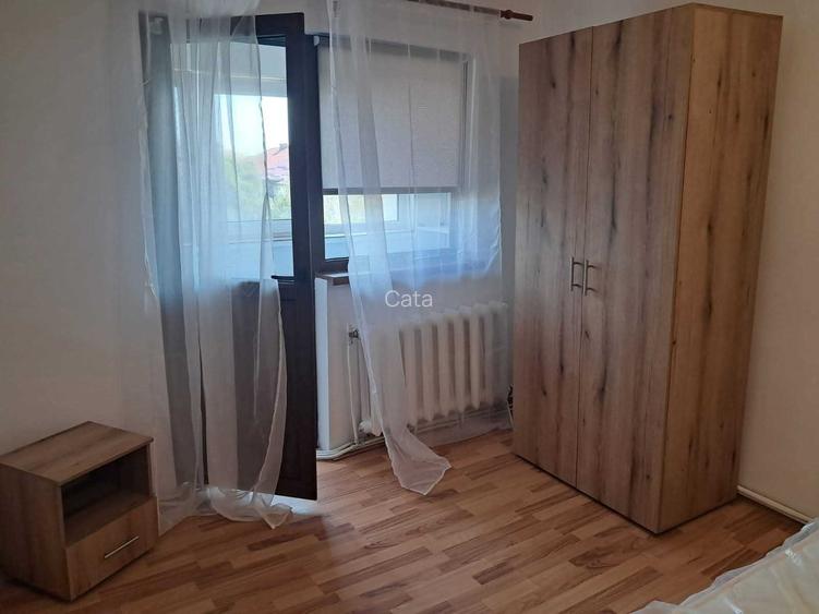 Apartament cu 3 camere de inchiriat zona Bucegi