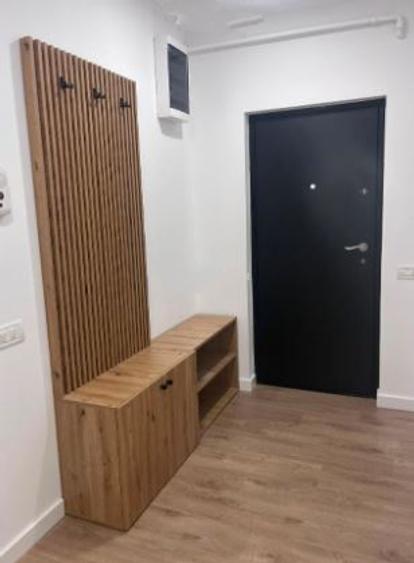 Apartament cu 2 camere semidecomandat, mobilat în Brâncoveanu