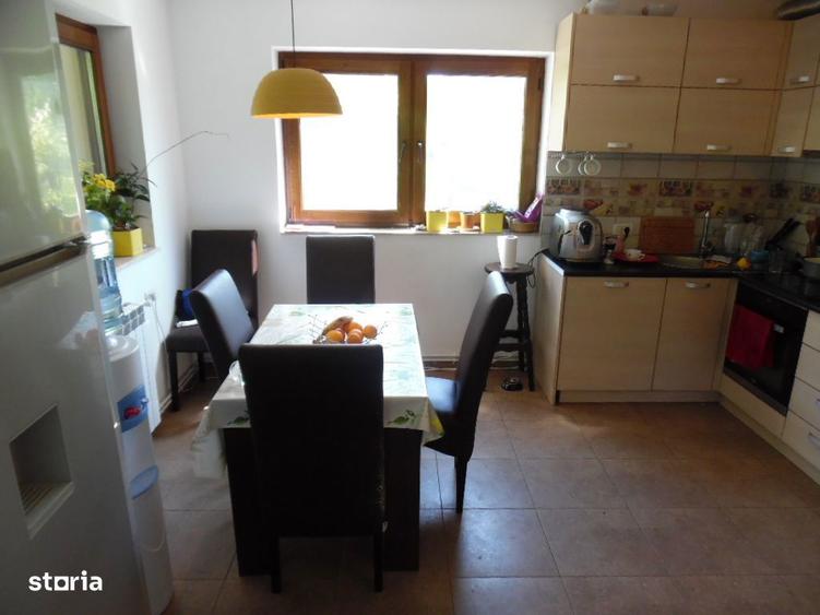 Casă cu 4 camere cu Teren 1700 Mp în Călugareni