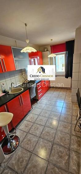 Vand apartament 3 cam cf 1 decomandat zona Micro 4