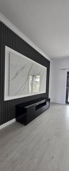 Casă cu 4 camere în Exterior Vest