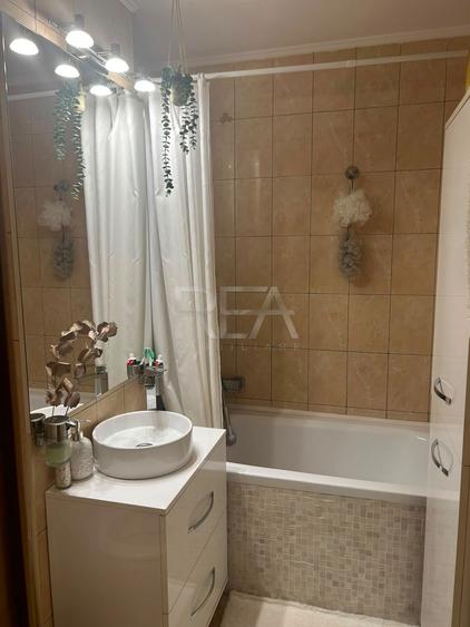 Apartament cu 3 camere decomandat, mobilat în Dristor