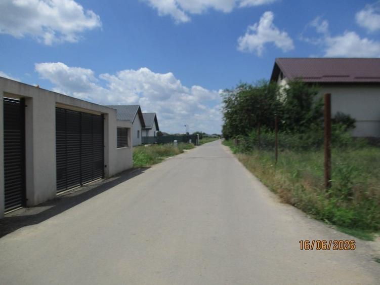 Teren Construcții intravilan de 629 mp, în Olteni