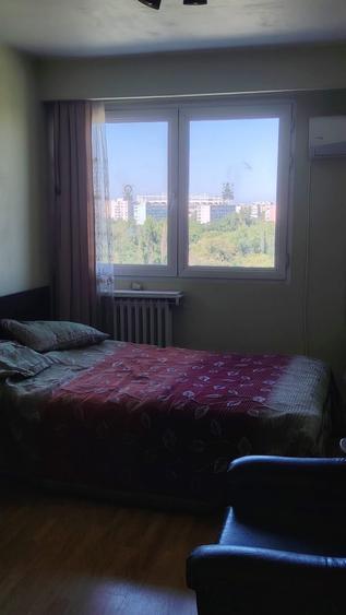 Apartament cu 2 camere decomandat, mobilat în Titan