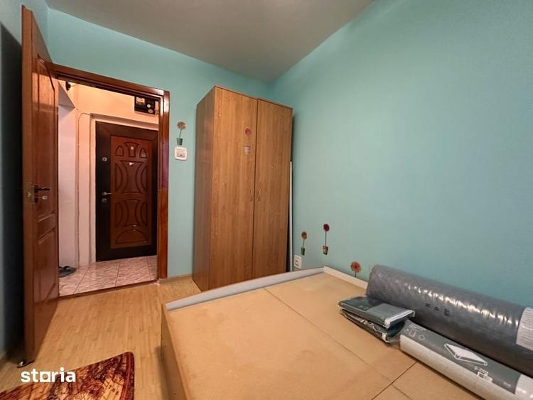 Apartament cu 3 camere în Drumul Taberei