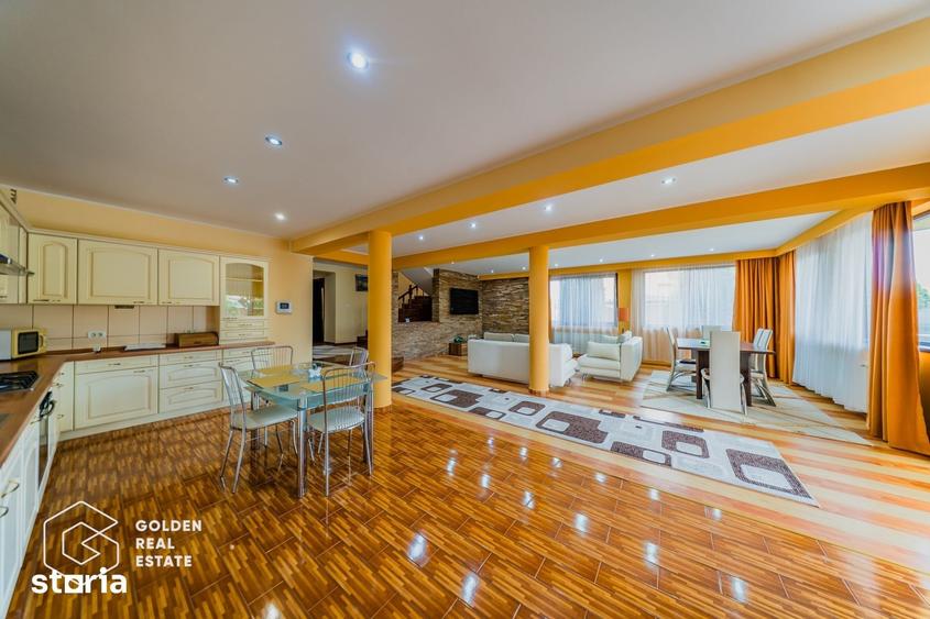 Casă cu 5 camere cu Teren 430 Mp în Central