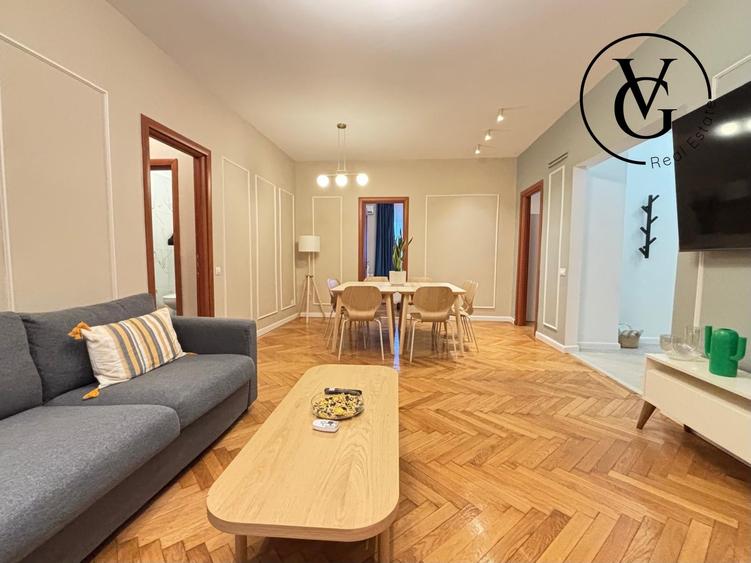 Apartament cu 4 camere semidecomandat, mobilat în Universitate