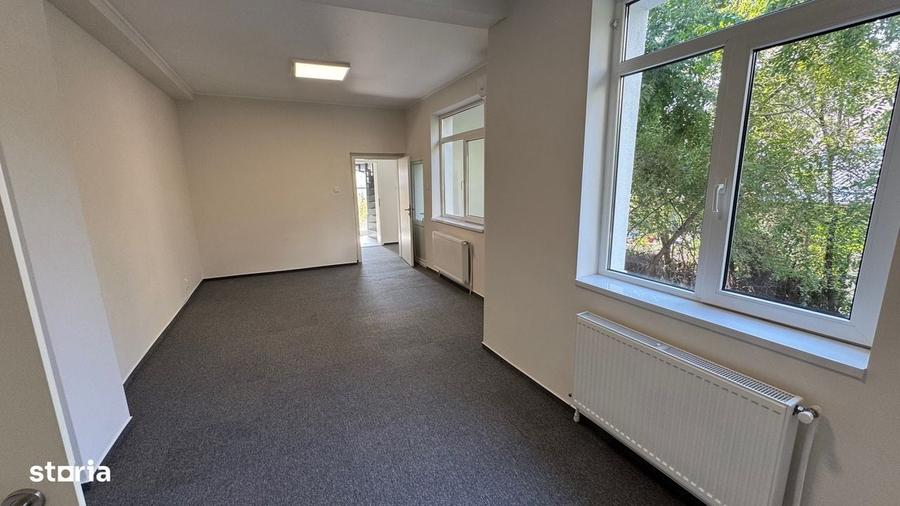 Casă cu 4 camere cu Teren 120 Mp în Cantemir