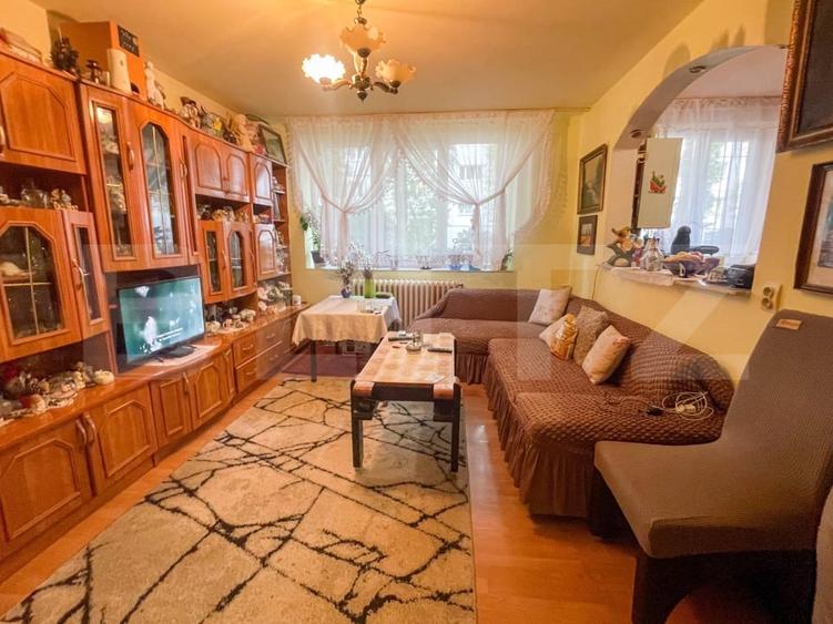 Apartament cu 3 camere semidecomandat, mobilat în Gheorgheni — fotografia 3
