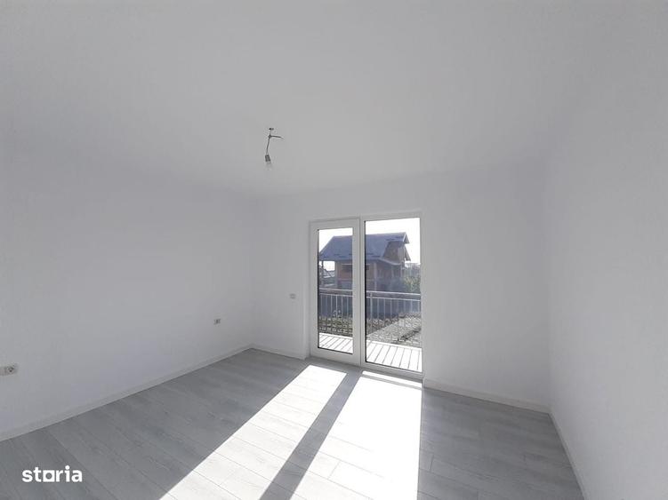 Casă cu 4 camere cu Teren 180 Mp în Valea Lupului