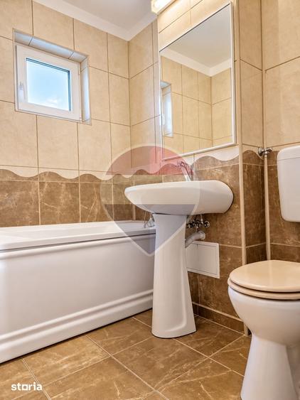 Apartament cu 3 camere în Astra