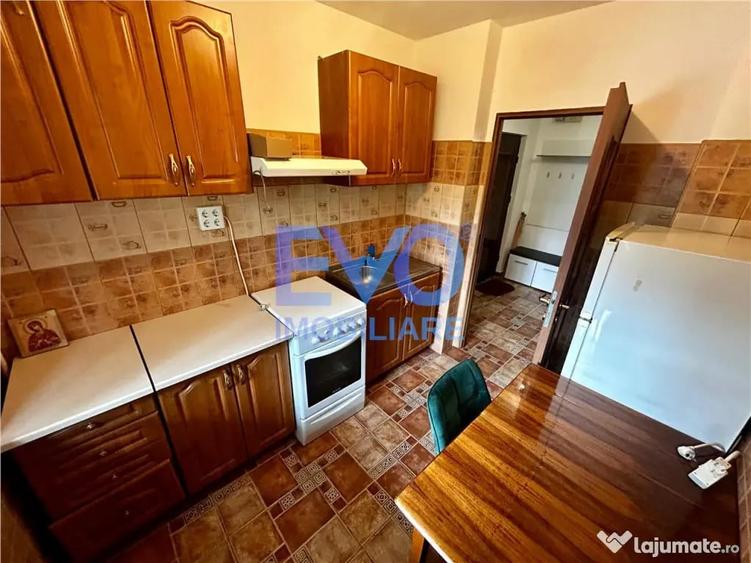 Apartament cu 2 camere decomandat în Central