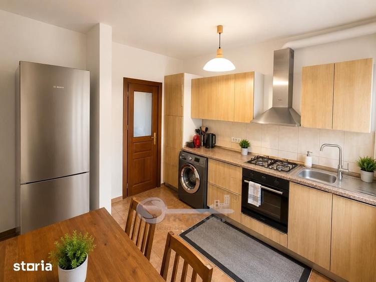 Apartament cu 4 camere în Podu Roș