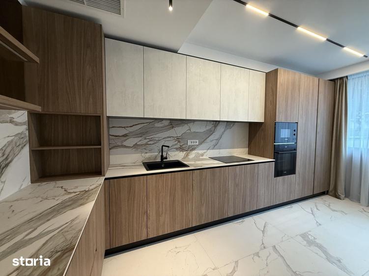 Apartament cu 4 camere în Aviatorilor