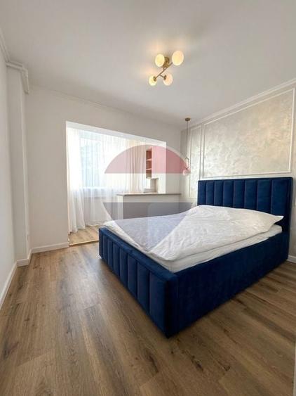 Apartament cu 2 camere decomandat, mobilat în Central