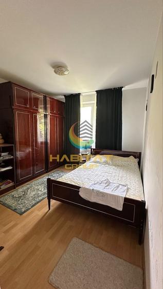 Apartament cu 3 camere semidecomandat în Olteniței
