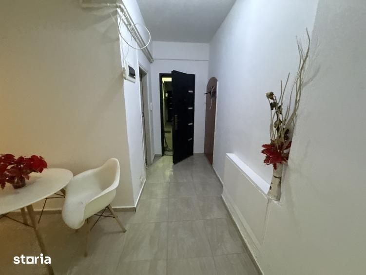 Apartament cu 3 camere decomandat, mobilat în Ozana