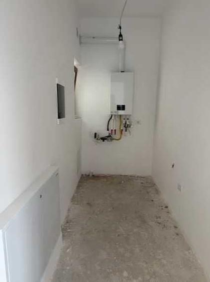 Casă cu 3 camere în Balotești