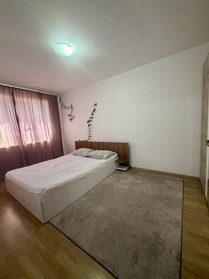 Apartament cu 2 camere semidecomandat, mobilat în UMT