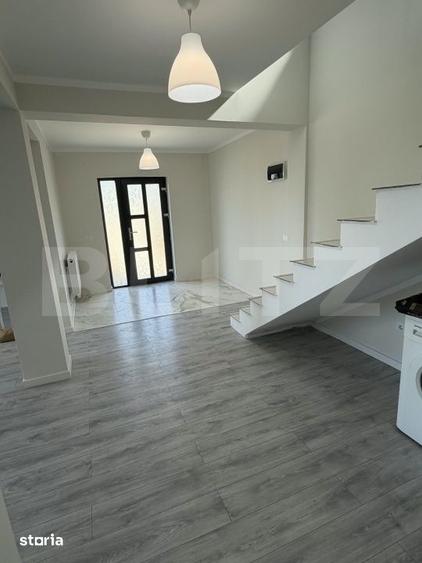 Casă cu 4 camere cu Teren 425 Mp în Tomești