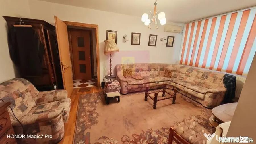 Apartament cu 2 camere semidecomandat în Lacul Tei