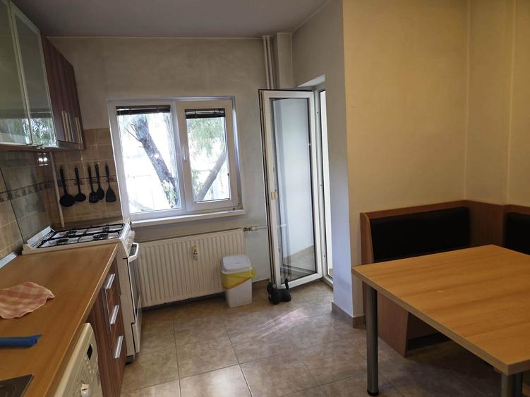 Apartament cu 2 camere decomandat în Lujerului