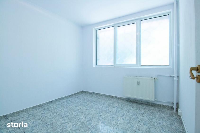 Apartament cu 4 camere în Drumul Taberei