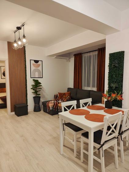 Apartament cu 2 camere semidecomandat în Central