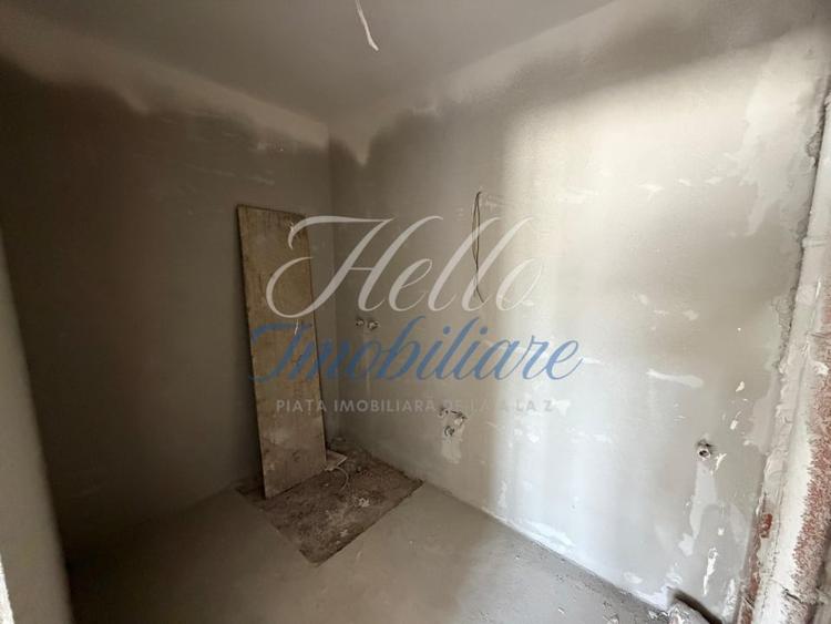 Apartament cu 2 camere semidecomandat în Florești
