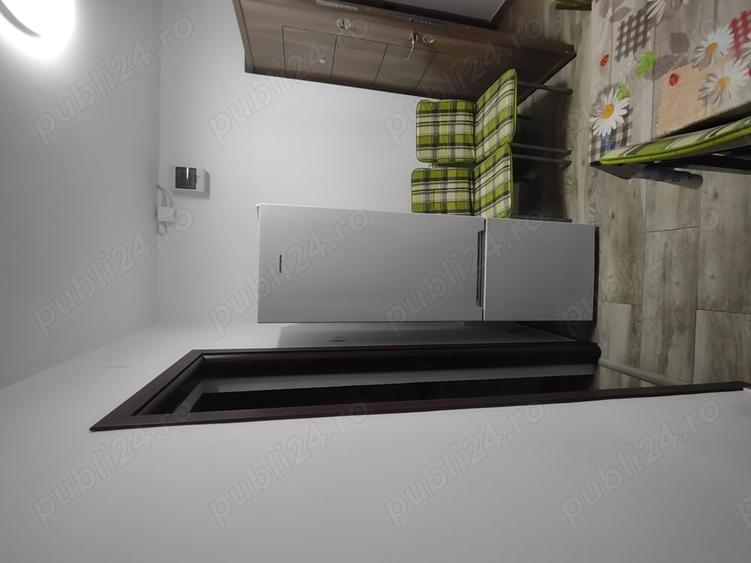 Casă cu 3 camere cu Teren 200 Mp în Central