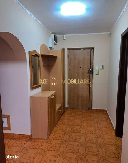 Apartament cu 3 camere, mobilat în Nerva Traian
