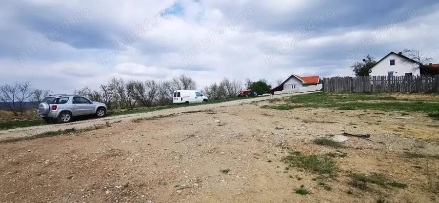 Teren de 26500 mp, în Calea Caransebeșului
