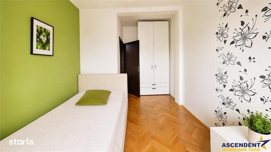 Apartament cu 3 camere în Centrul Civic