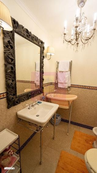 Apartament cu 4 camere decomandat în Clăbucet