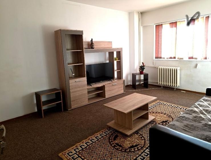 Apartament cu 2 camere decomandat în Prundu