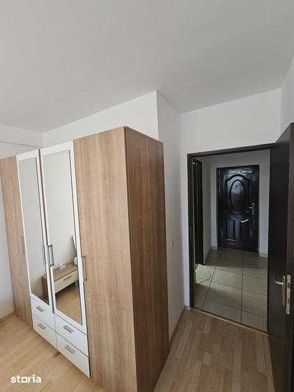 Apartament cu 2 camere decomandat în Dâmbul Rotund