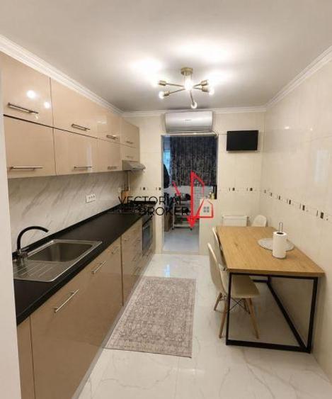 Apartament cu 3 camere decomandat în Basarabia