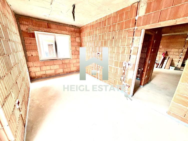 Apartament cu 2 camere semidecomandat în Giroc