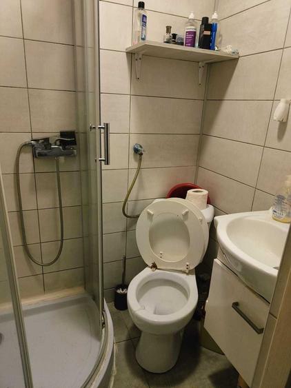 Garsonieră semidecomandată în Titan