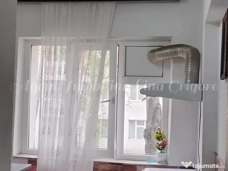Apartament cu 2 camere decomandat în Gară