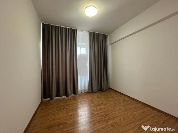 Apartament cu 3 camere decomandat în Ultracentral